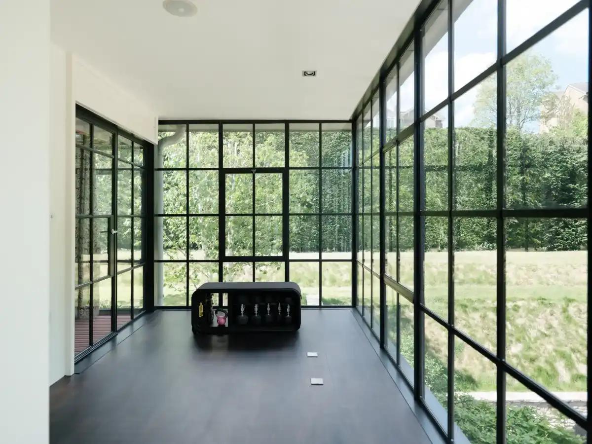 Award winning Crittall steel installers