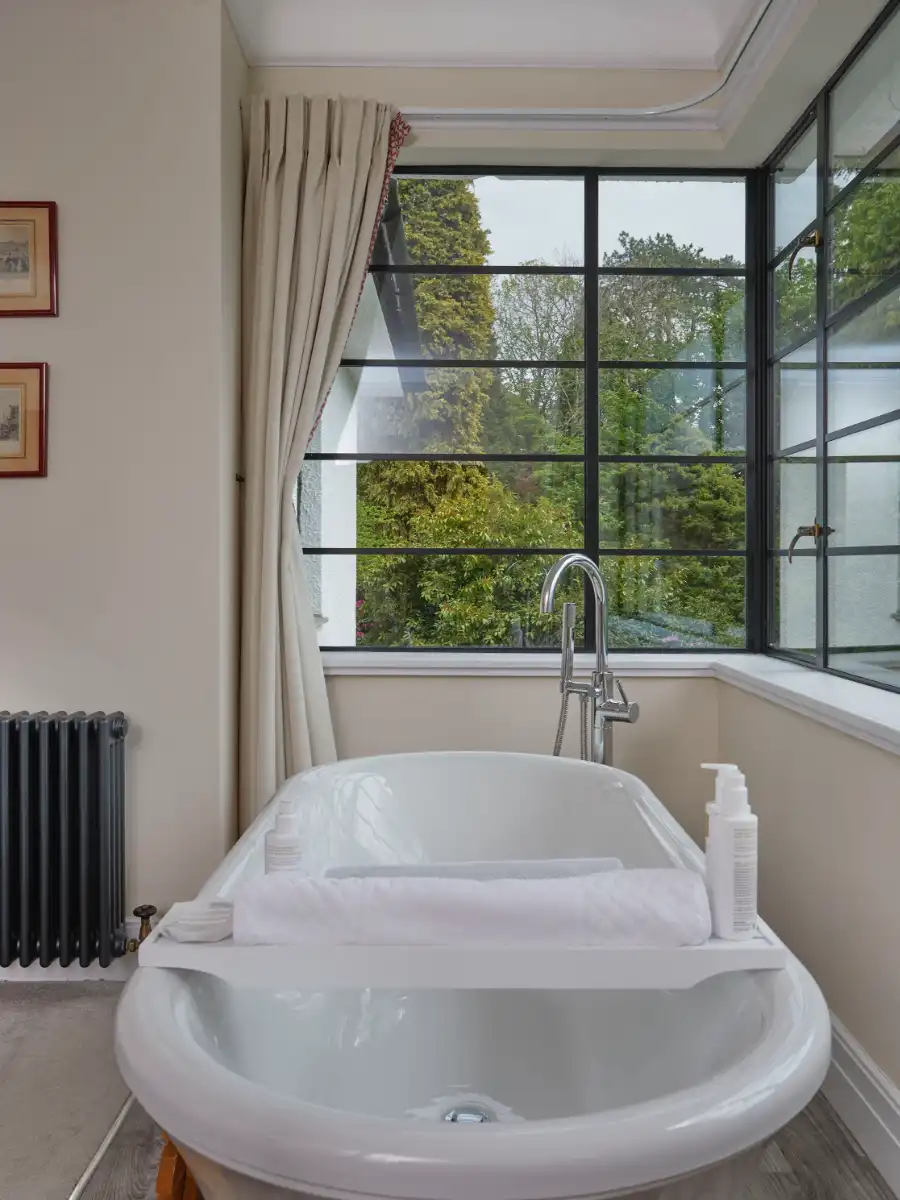 Crittall steel windows installed in Keswick home