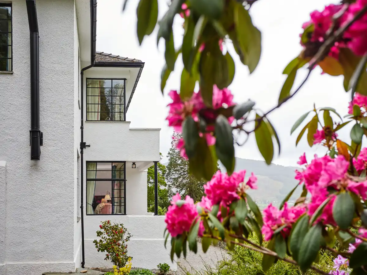 Crittall steel windows installed in Keswick home